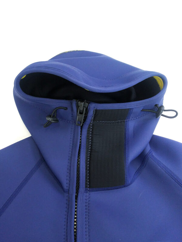 Casaco Neoprene com Capuz - Image 4